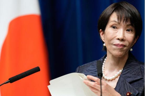 日本首相高市早苗做梦都想不到，自己解散众议院，反倒给了国内外政敌为自民党掘墓的绝