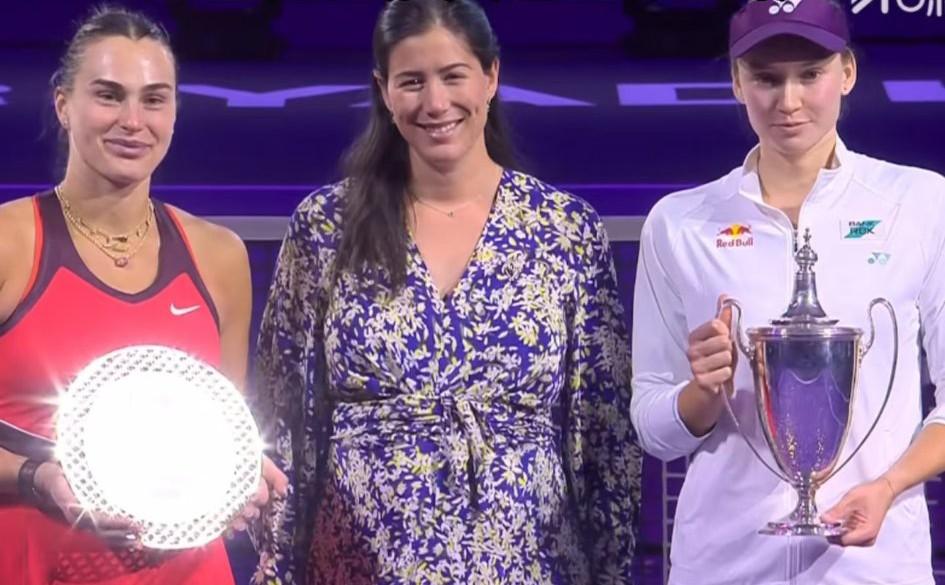 女子网坛现役球员实力排行榜1、萨巴伦卡2、莱巴金娜3、斯瓦泰克4、高芙