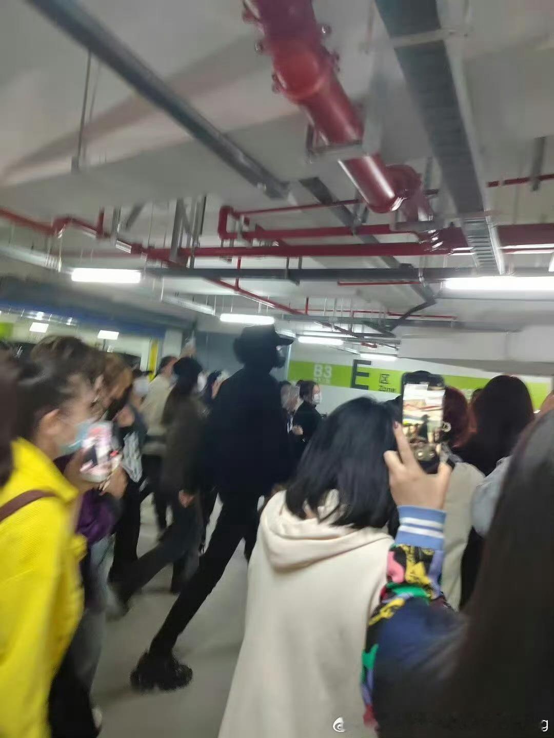 摩登兄弟我靠！这个腿！