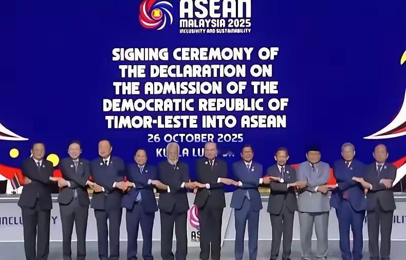 东盟峰会这波操作太明显!该来的不该来的挤破头,偏偏少了亚洲中流砥柱中国,明摆着“