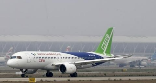 空军大校戴旭说：中国发展战略产业须防国际暗算！当年“运十”飞机差3000万就可定