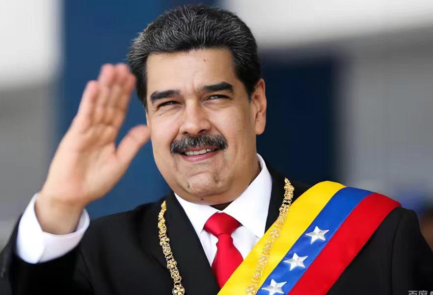 美国“松绑”，马杜罗终于有钱请律师了。为了能获释，他还请了美国很有名的律师！ 