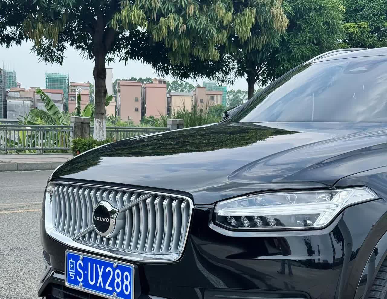 总有人问我，买油车后悔吗？为什么不上新能源？我买车的时候就是冲着沃尔沃XC90去