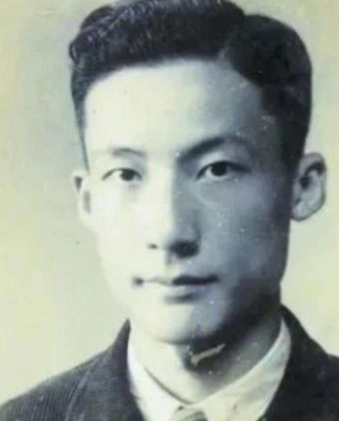 1949年，毛人凤下令处决朱君友，可朱君友被带出牢房后却发现，负责押他上刑场的2