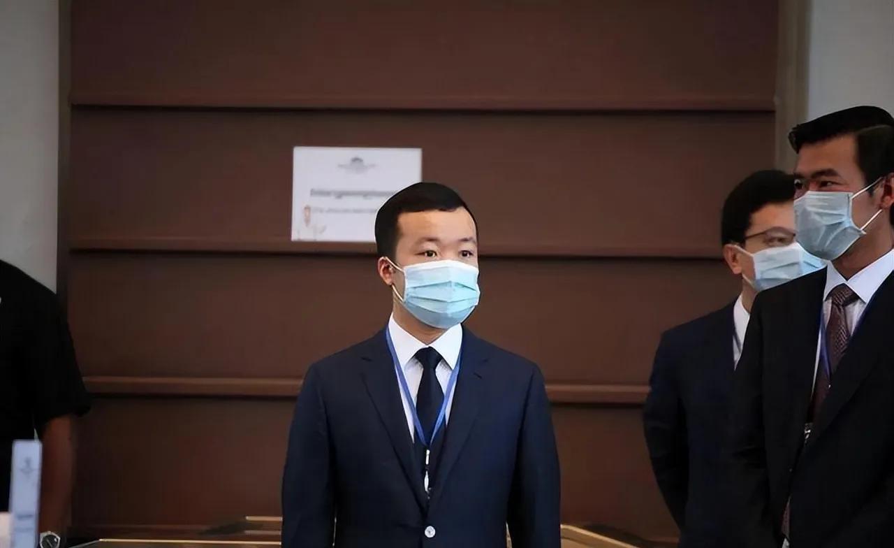 柬埔寨最大的企业太子集团否认集团及陈志有任何违法行为。言外之意，美英韩等国对太子