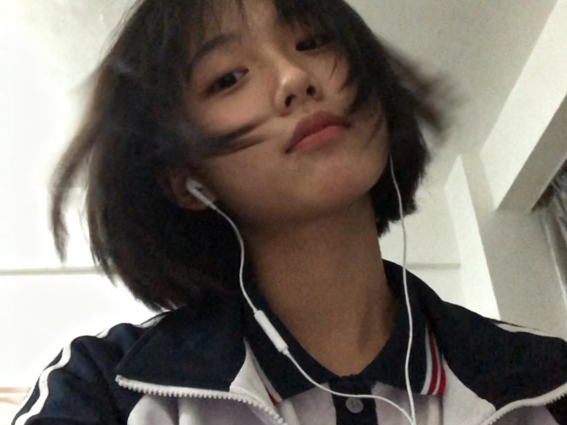 身边有位男性朋友88年，离过一次婚，结婚三年没生孩子。我问他