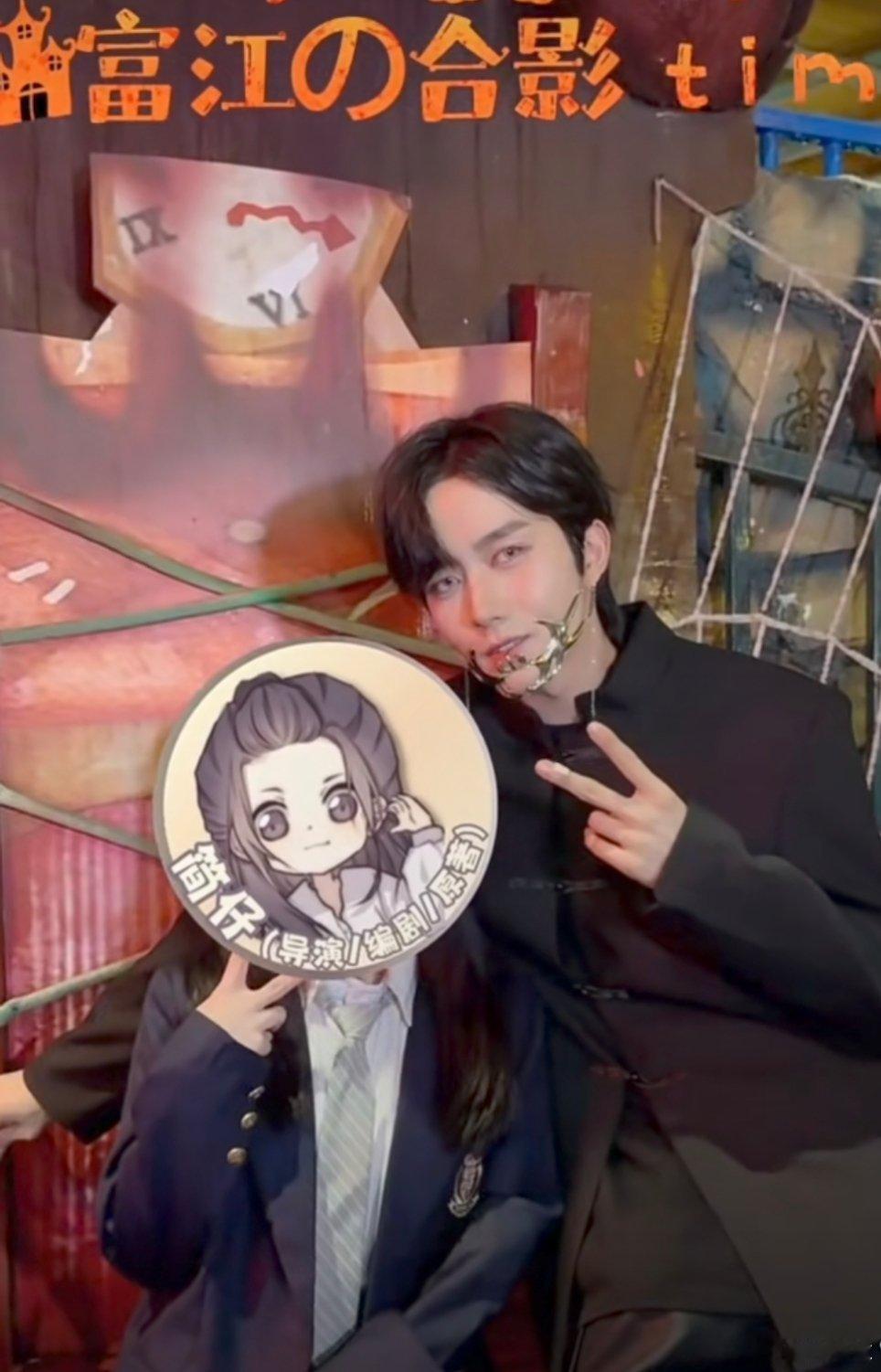 下辈子当富婆吧多少人羡慕亲妈弄简妈咪吃太好了​​