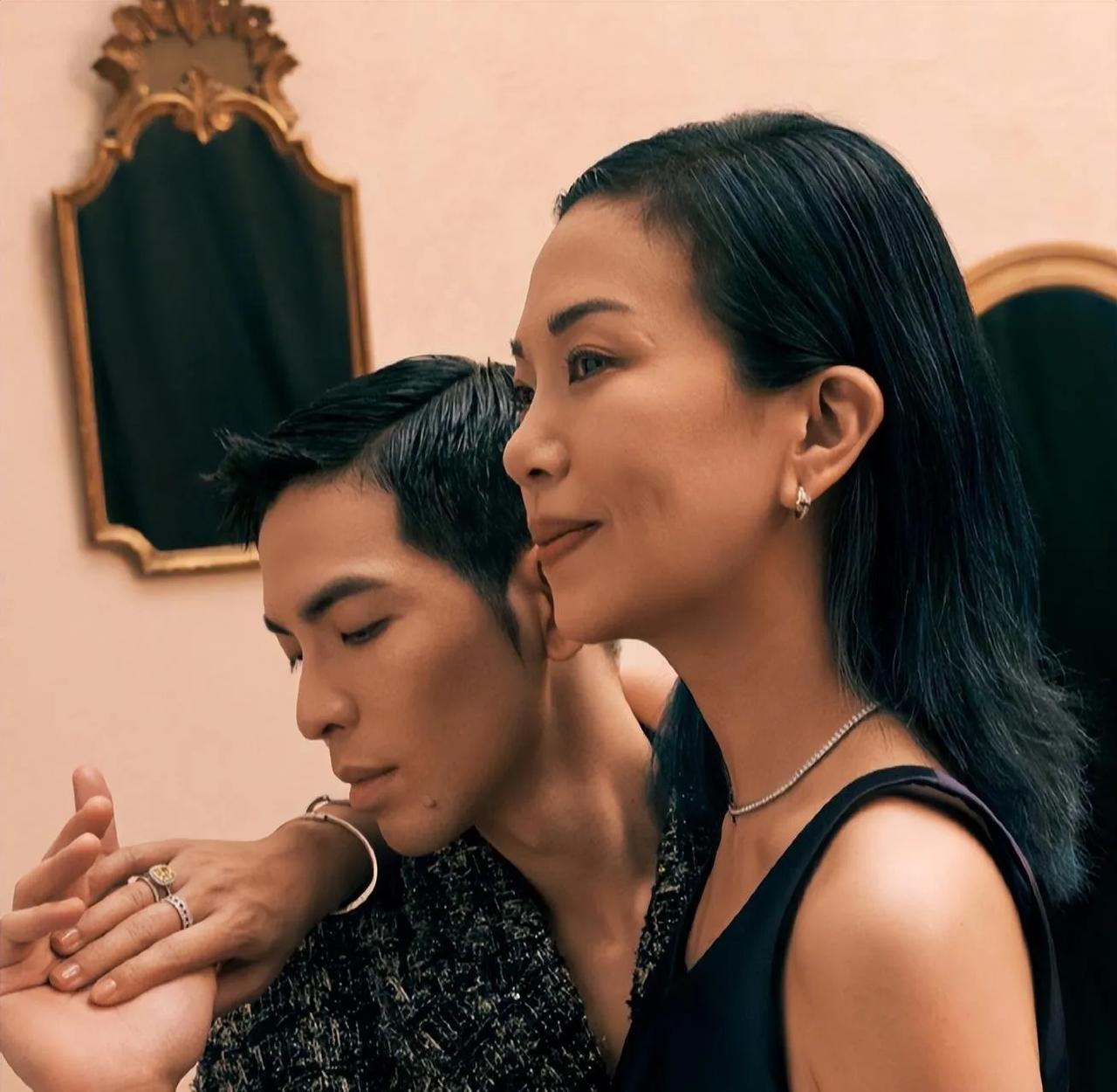 说句不好听的话：一直感觉萧敬腾跟林有慧像“母子”。娱乐圈大龄男星找小女朋友的