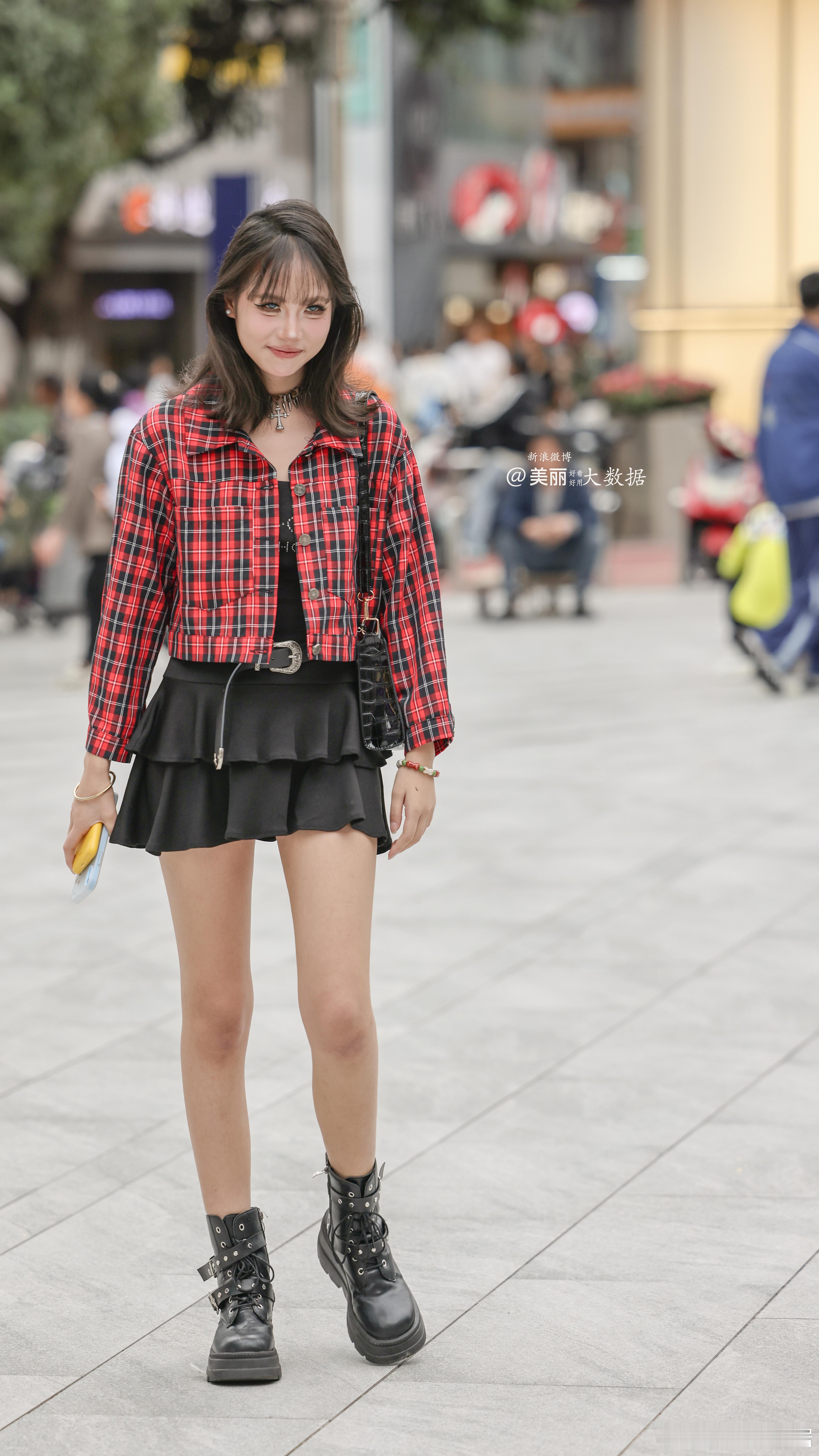 宝贝们新年马上成功，马上有钱。