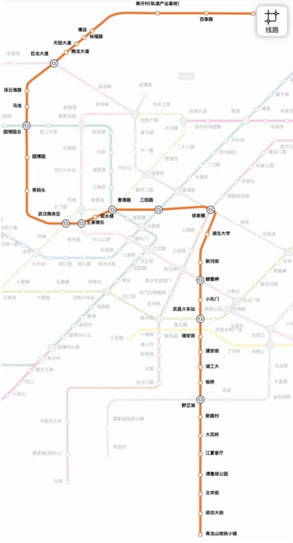 武汉地铁7号线与4号线在客流量上的差异，主要源于线路规划、沿线功能及换乘效率的不