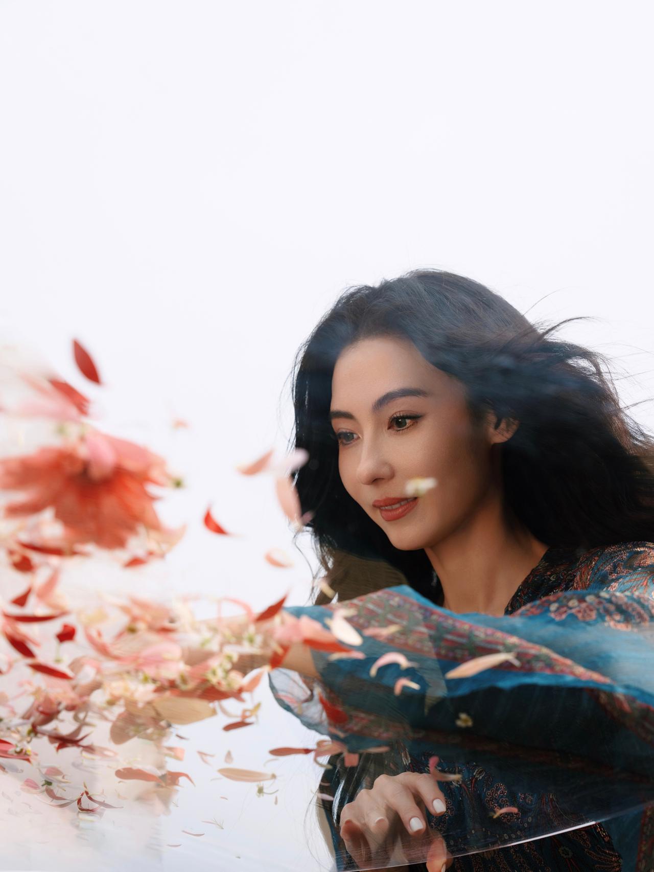 好美的张柏芝[害羞]