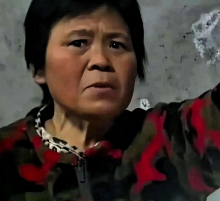 这就是远亲不如近邻的真实写照啊！为这位好心细心的近邻点赞！山东河泽的一位女士