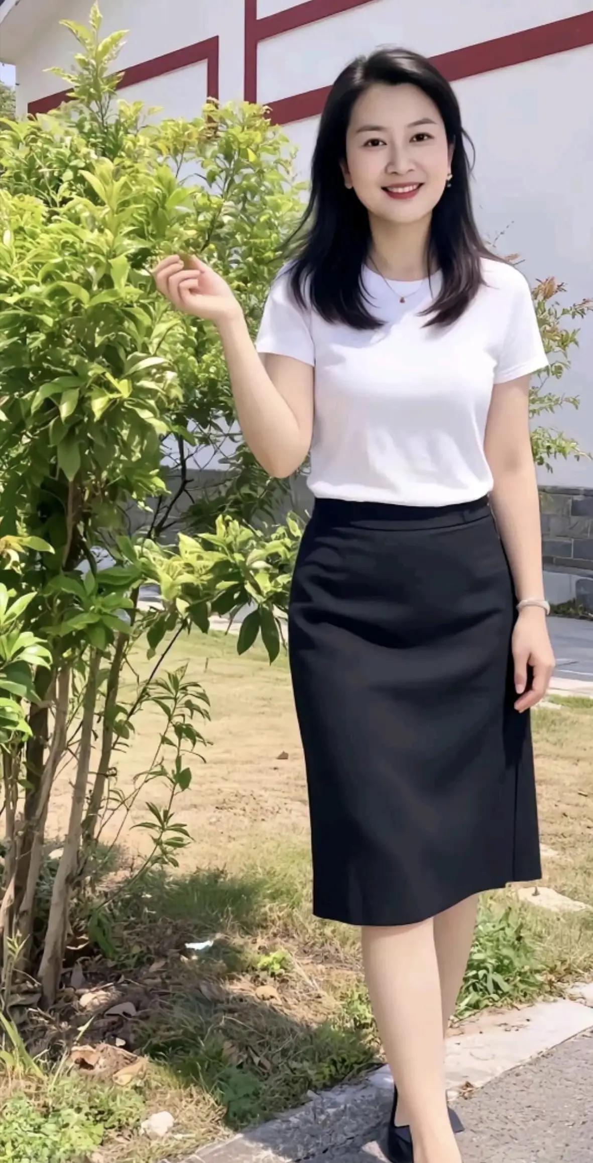 什么样长相的女人最漂亮温婉优雅，端庄大气。