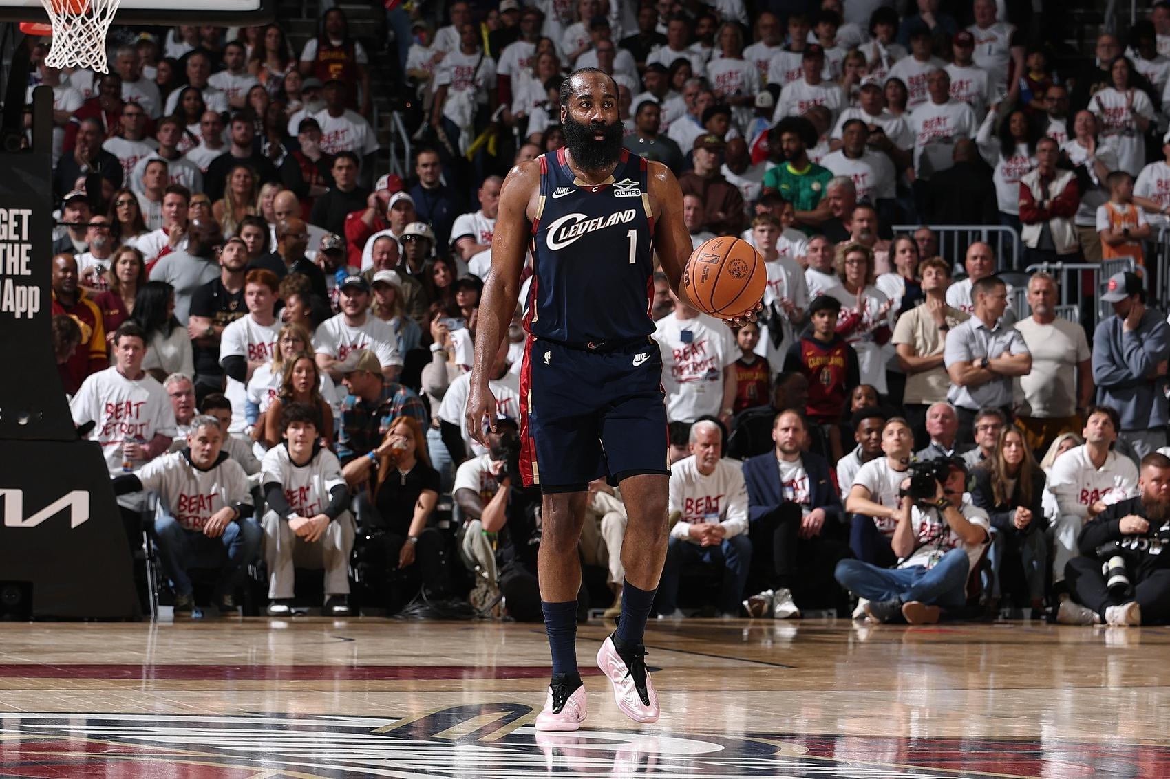 NBA季后赛得分历史前10球星中仅哈登&卡尔·马龙无冠骑士与活塞的G6，截至发