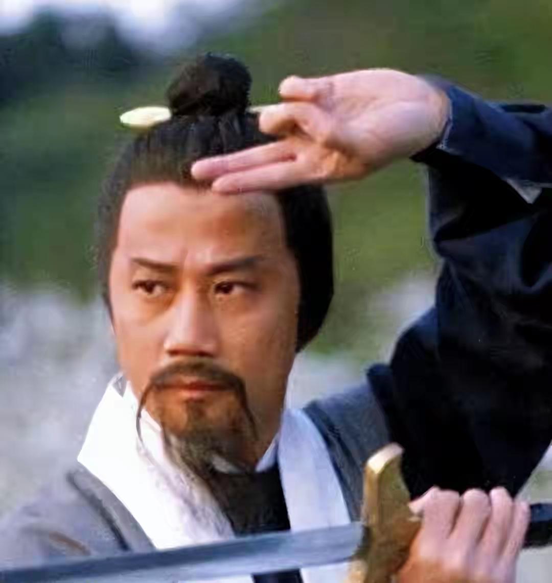 细思极恐：马钰远赴大漠传功郭靖，绝非一时兴起1219年，塞外荒原，年近百岁