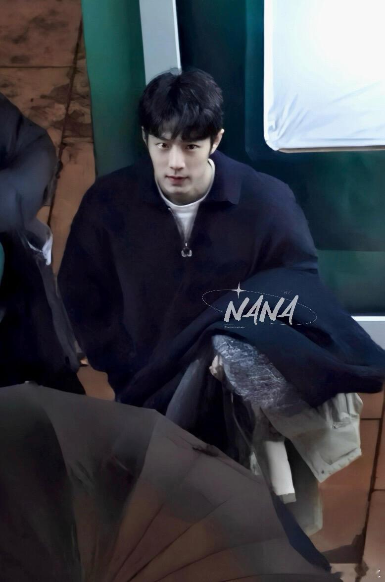 天惹！好漂亮的小猫肖战