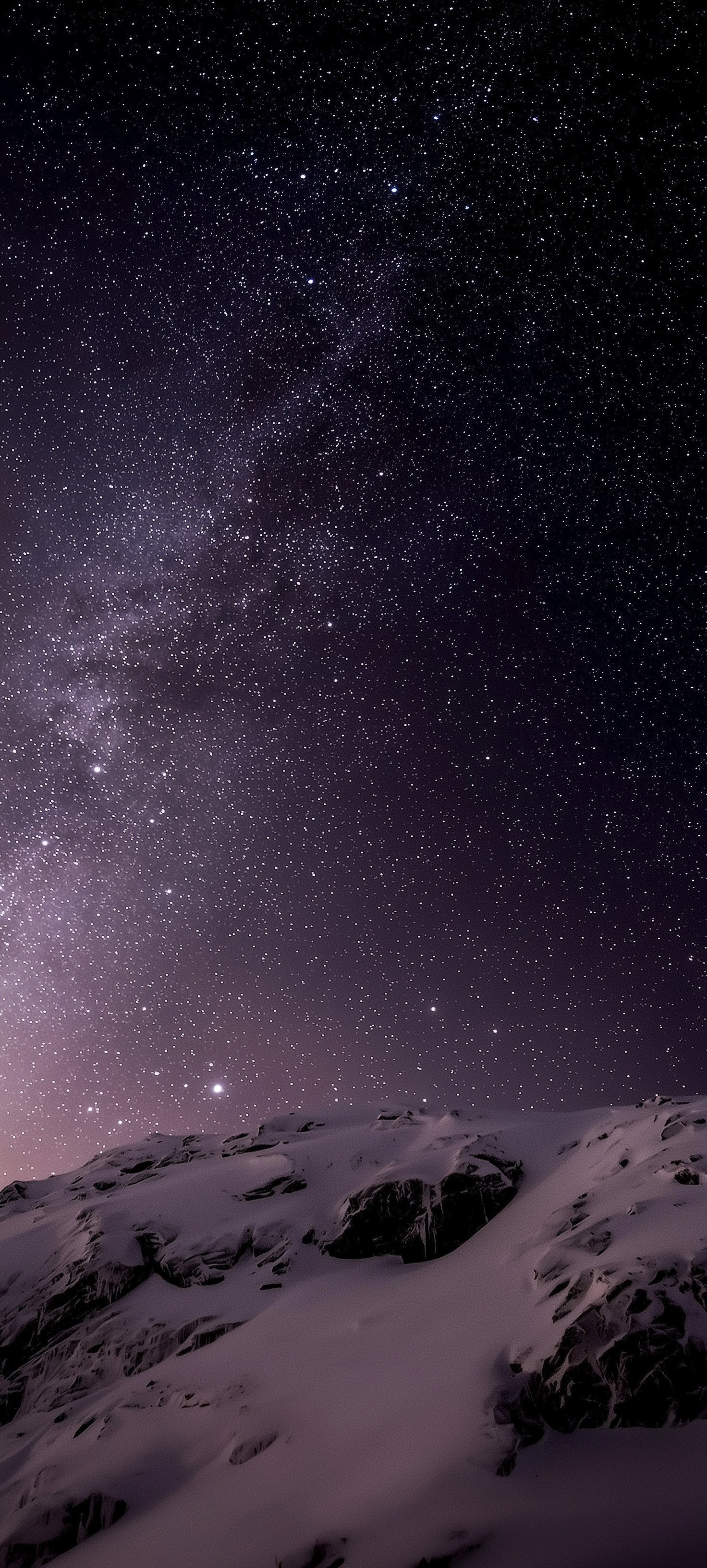 搜刮来两张壁纸，喜欢的拿走的