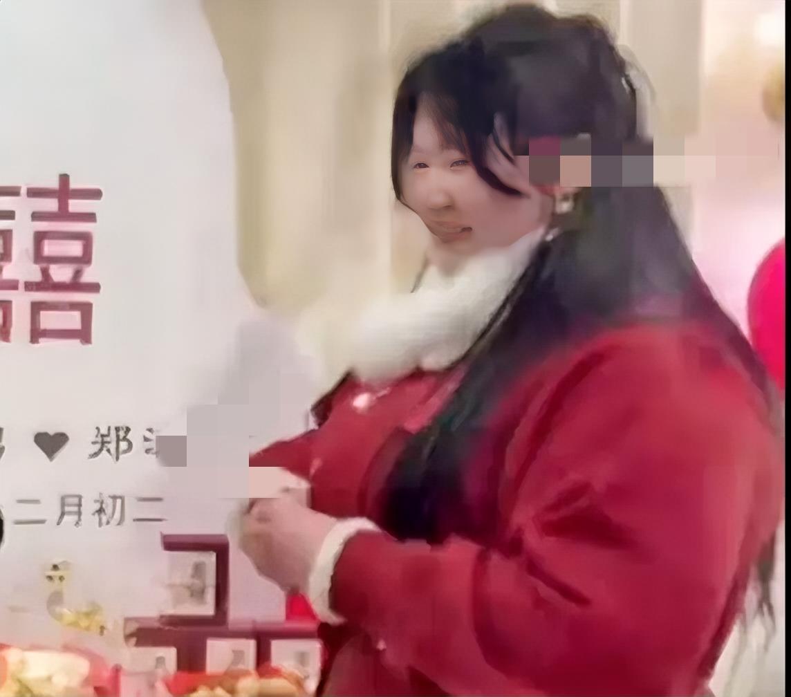 我就想问你一句，你服不服？反正我是服了[呲牙笑]5个月甩肉60斤！安徽女生为婚礼