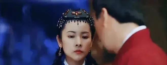 1407年，徐皇后刚咽气，47岁的朱棣就转而看上了26岁的小姨子，朱棣兴高采烈地