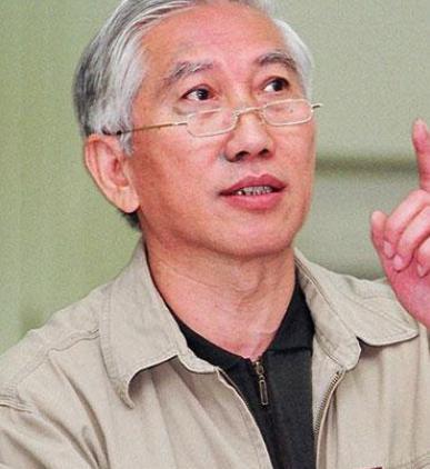 语出惊人？清华教授柳冠中厉声质问，振聋发聩！他说:“无人飞机、无人驾驶、无人商店