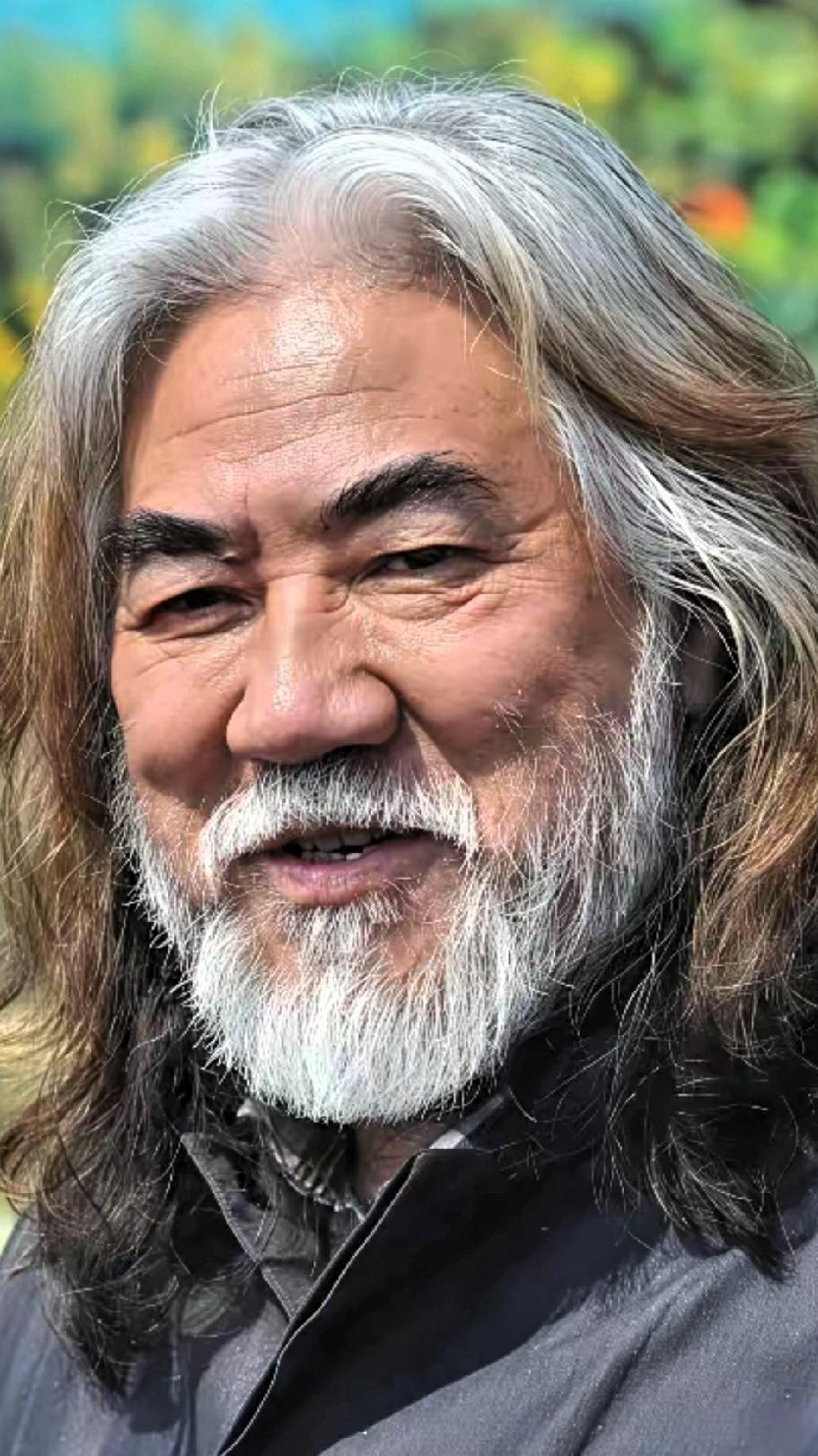 张纪中这一生发生了很多“大事”！真的太厉害了！在他五岁的时候，他的岳父出生