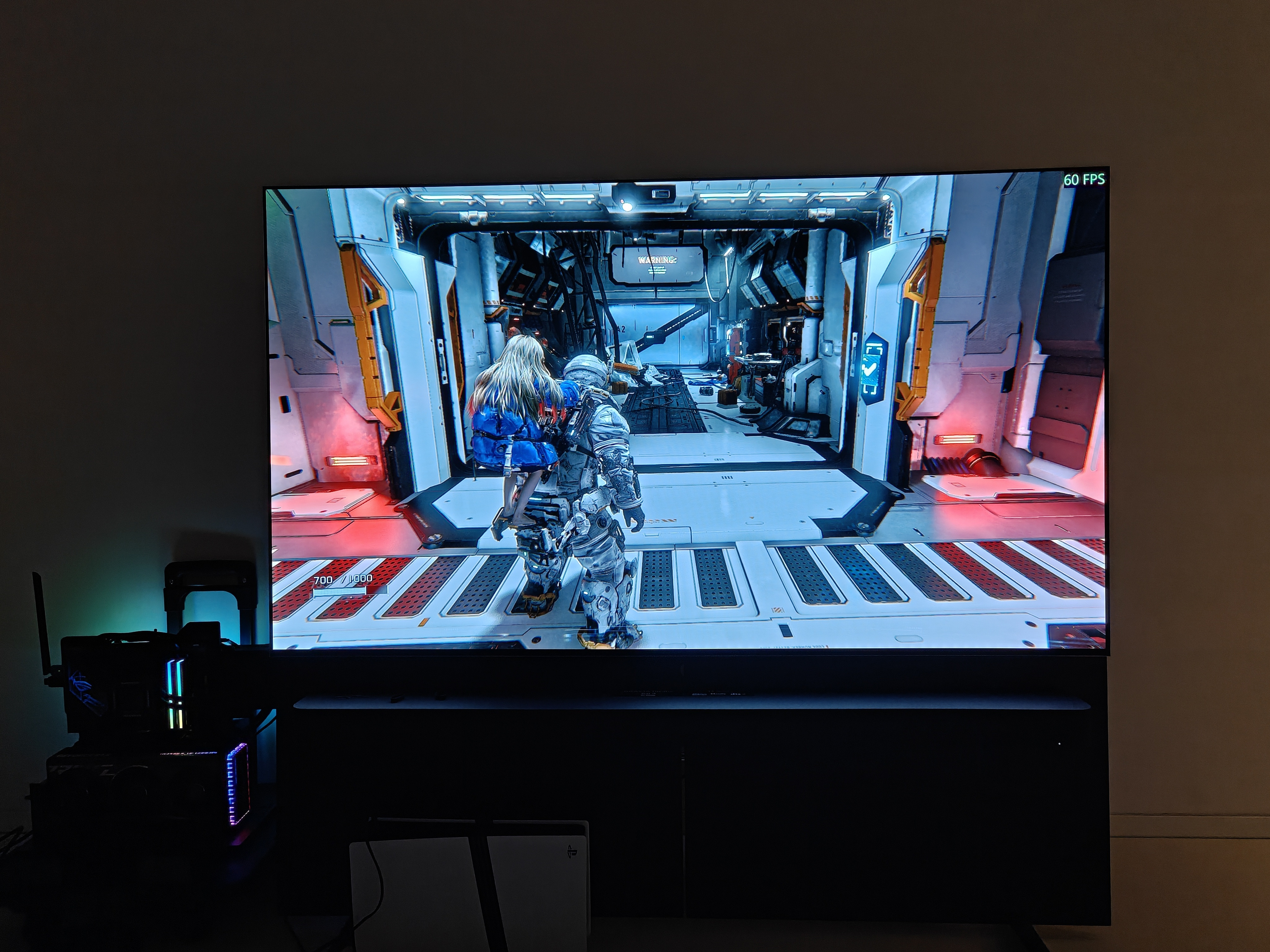 多少人玩这个，设定有点意思，边解谜边射击