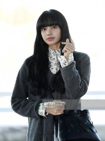 Lisa//好可怕，这居然不是精修？这全是G社生图！