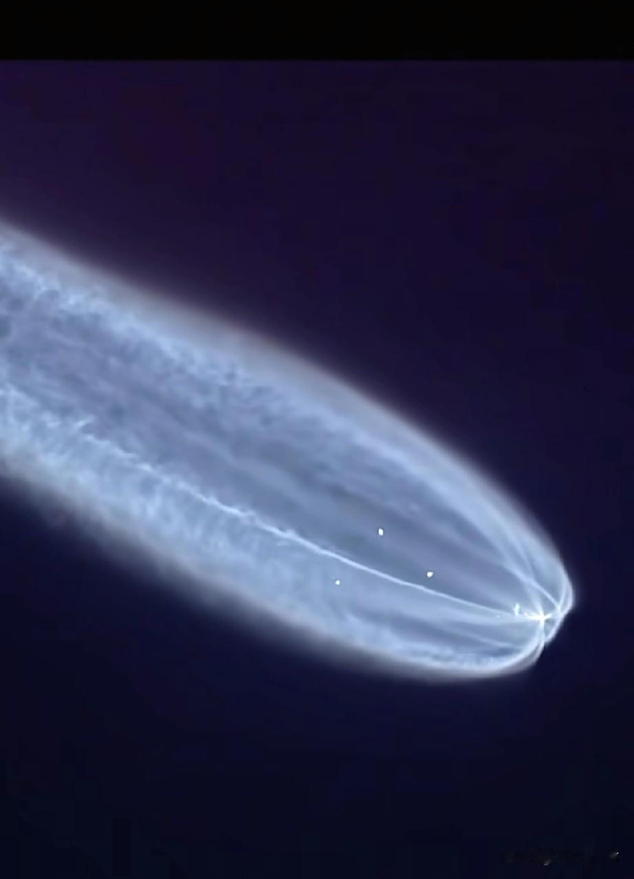 绝美的“太空水母”