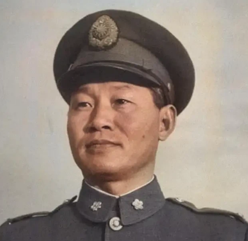 1947年3月，杜聿明指责孙立人救援不力，导致陈明仁的71军损失惨重，孙立人不服