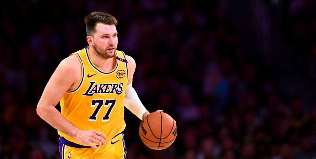 霍里评东契奇：进攻天才难成历史前五，防守短板成最大阻碍NBA名宿罗伯特·霍里近