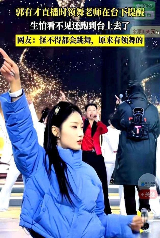 24岁李佰万，亲手掀了郭有才“日入百万”的桌子。郭有才2017年他开始玩短视频