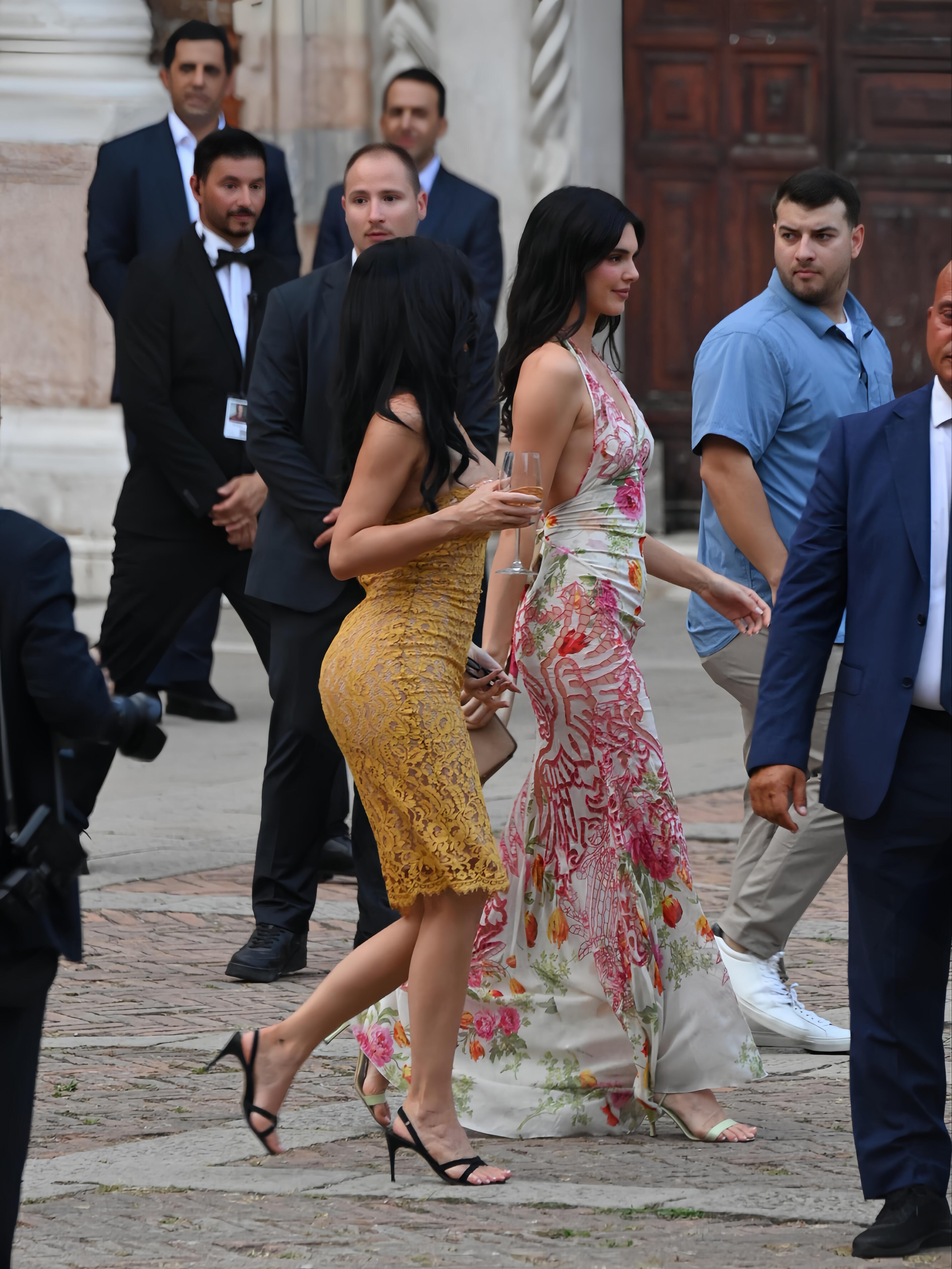 肯豆与凯莉身材太赞了