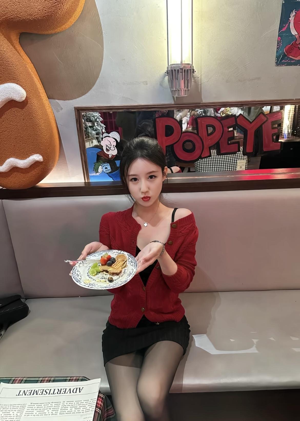 有哪些美女让人过目难忘？