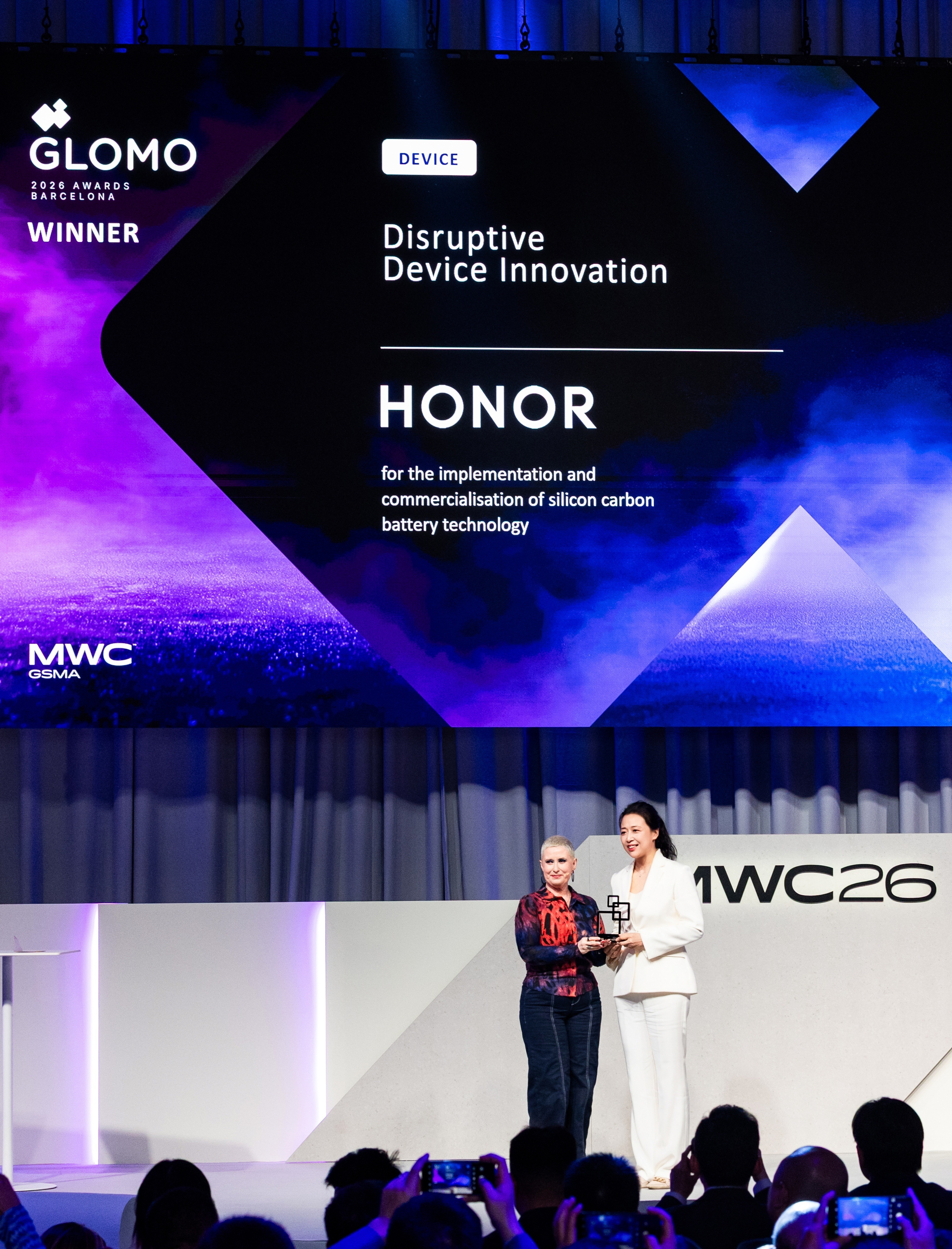 荣耀MagicV5牛啊，从AppleAirPods3、GoogleGem