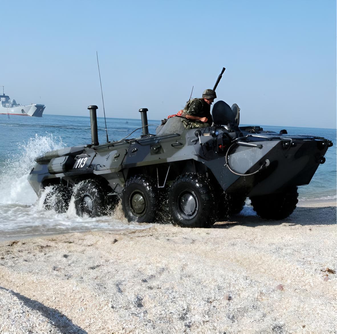 每天认识一件兵器俄罗斯BTR-80装甲运兵车BTR-80装甲运兵车的炮塔顶部可