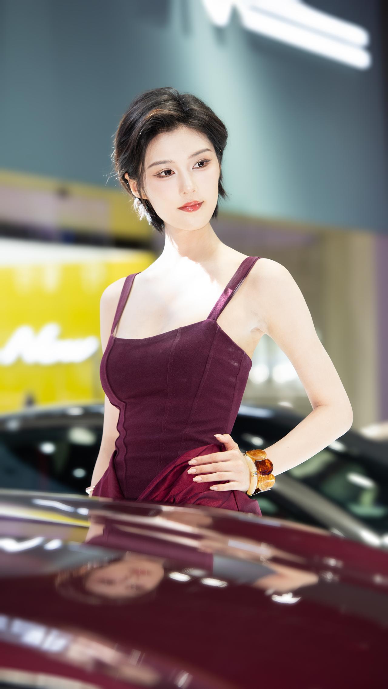 程儿成都车展好看的小姐姐车模美女