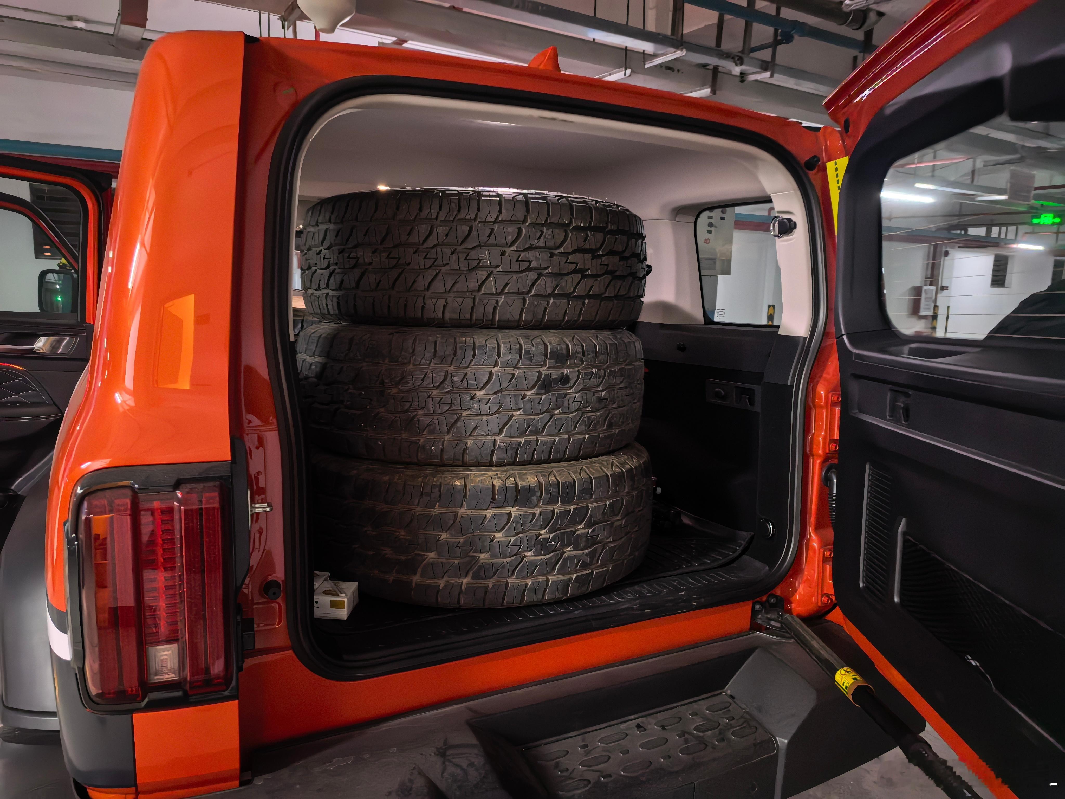 好像很多人分不清AT胎与LT胎之间的关系。他们之间有什么关系？其实没有关系。AT