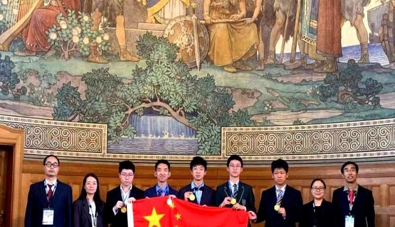 瑞典哥德堡，第十届欧洲物理奥林匹克竞赛的成绩单贴出来了。欧洲物理奥林匹克竞赛