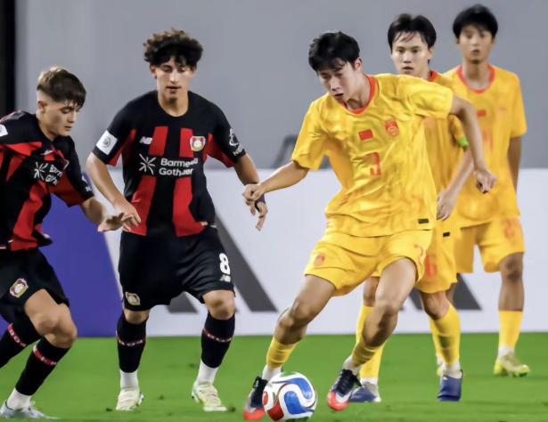 北京时间8月7日19：35，明日之星冠军杯迎来半决赛，中国U17PK河床U17！