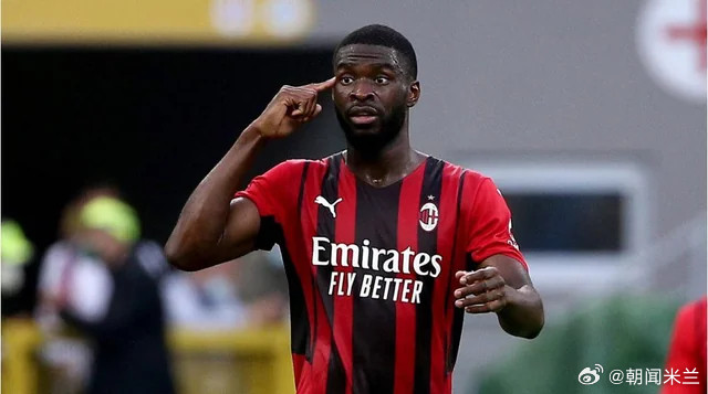 利物浦中卫线急需补强，已经与AC米兰打开谈判通道，针对菲卡约·托莫里展开初步问询
