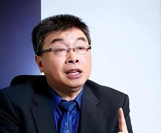 台湾著名时事评论员邱毅：大部分台湾头脑清楚的人，都建议大陆如果真的要解放台湾、统