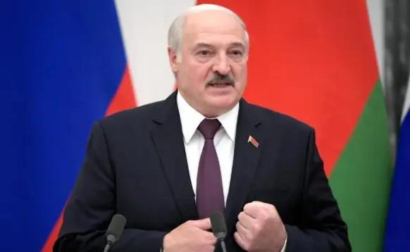 白俄罗斯已经把话挑明了：中国真正的杀招不是“东风”，也不是航母，中国最大的杀招是