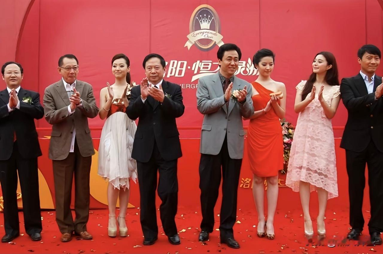 高光时刻有多少人为他站台？当年竟然还有个小插曲：他2018年回老家时，老家的
