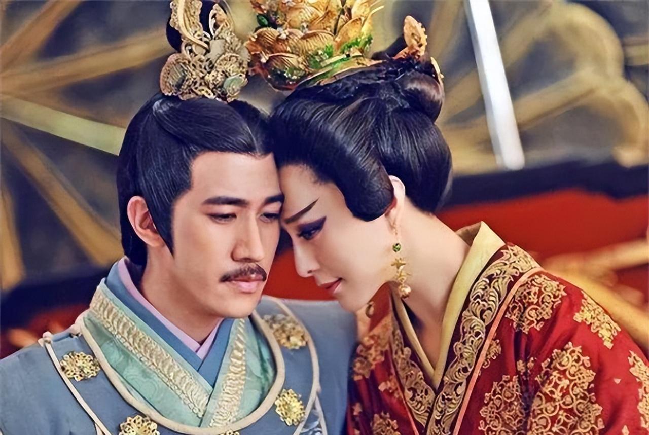 公元670年，武则天的母亲、91岁的高龄的杨氏病逝。可她的外甥贺兰敏之在为外祖母