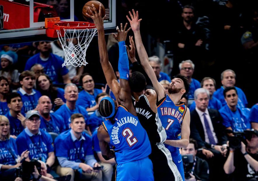 NBA主席肖华的“如意算盘”打成功了！通过马刺和雷霆的西决G1，比赛非常的精彩