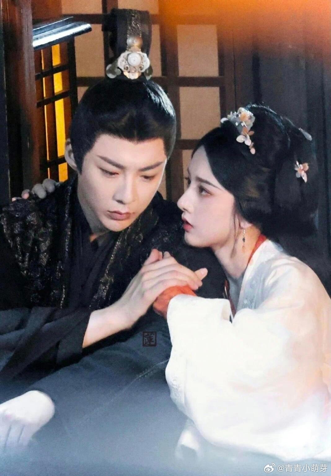 《折腰》里魏劭简直是“反差王”！老婆小乔怀孕，这位杀伐决断的冷面诸侯瞬间傻得冒泡