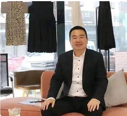 60天内折了四位大佬！他们为什么接二连三自杀？绍兴金点子纺织公司创始人毕光钧