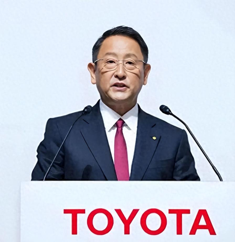 近3000亿！丰田章男这次是真急了，把自家“老祖宗”都给买回来了。2026年开