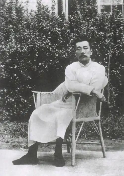 鲁迅为什么能这么硬气？不少人只看到了他在面对上司压迫时的刚直，却没意识到他的底气