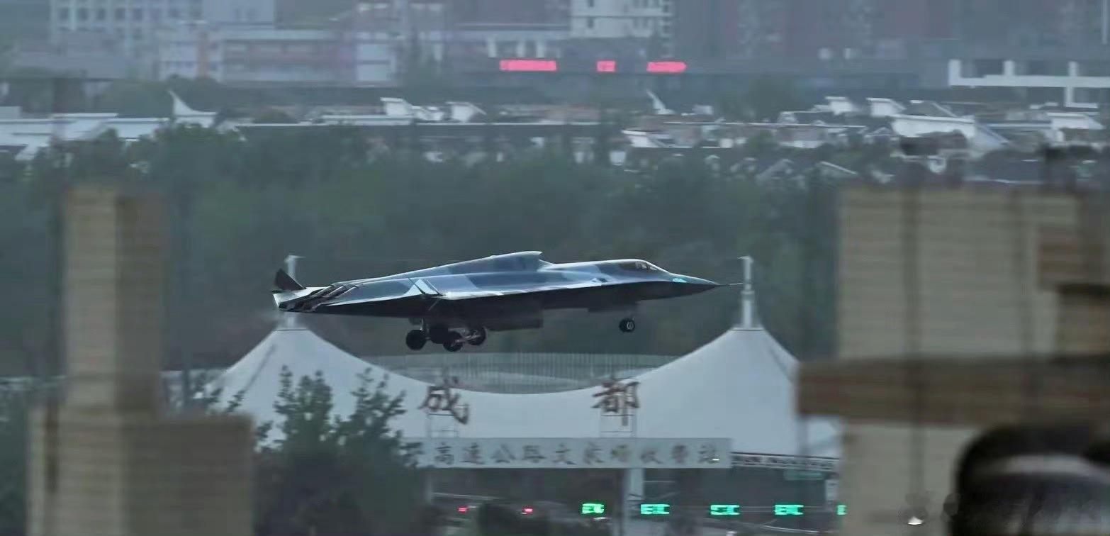 以后设计飞行器，那是相当的容易[大笑]中国空气动力研究与发展中心黄江涛团队在《航